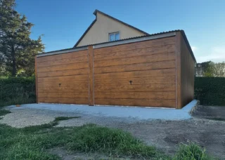 Garage in lamiera 6x5m con pendenza posteriore