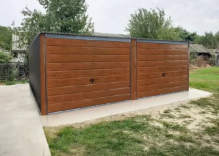 Garage in lamiera 6x5m con pendenza posteriore