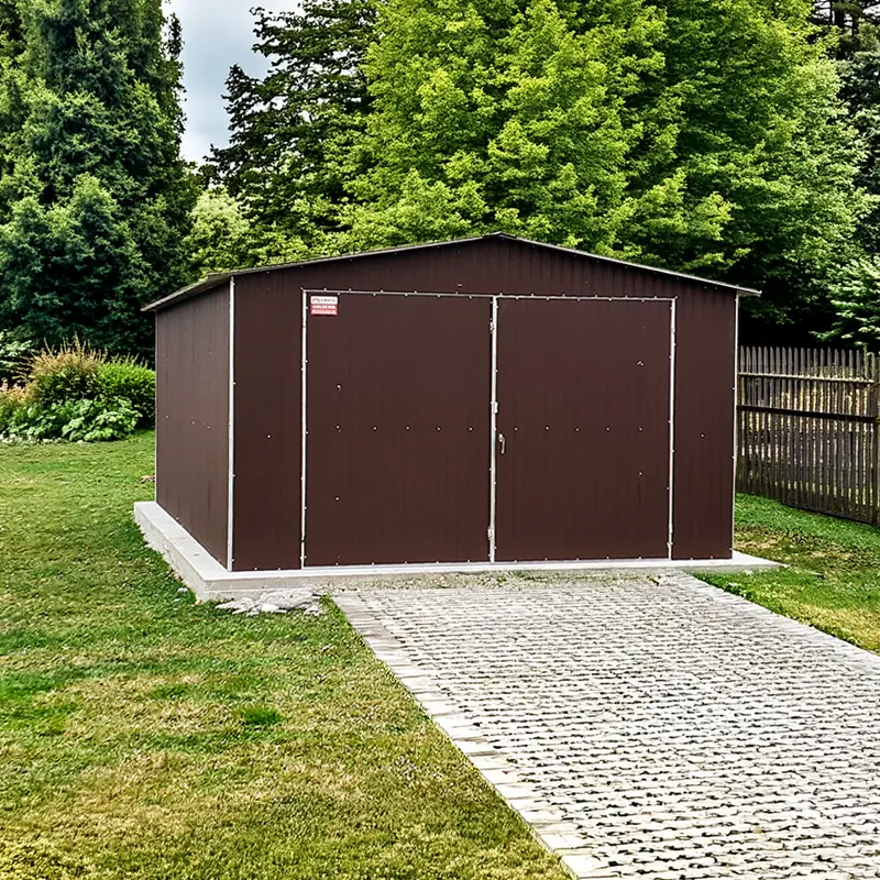 Garaj metalic 4x5 m maro mat RAL 8017 cu acoperis cu doua pante si poarta cu doua aripi