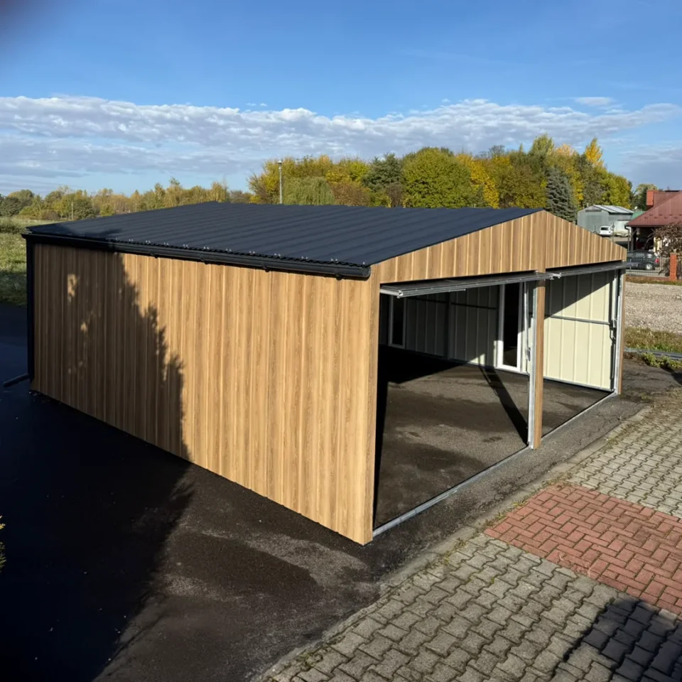 Garaj metalic dublu 6x6m cu acoperis in doua pante stejar Winchester si grafit mat