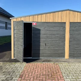 Garaj metalic dublu 6x6m cu acoperis in doua pante stejar Winchester si grafit mat